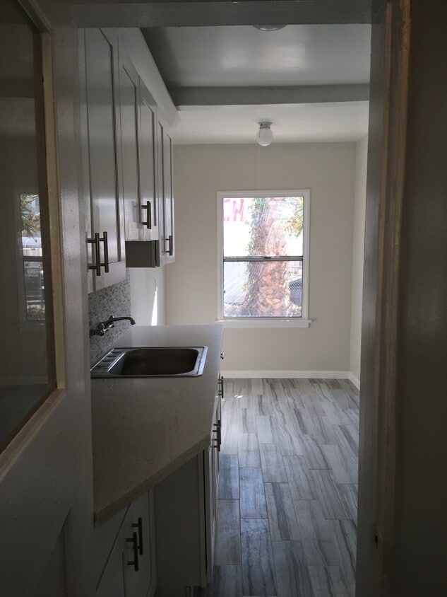 1142 Harvard St, smc, 1142 Harvard St, Santa Monica, CA 90403
