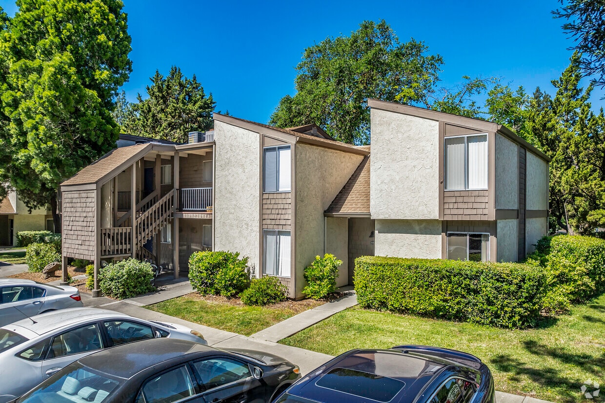 Alvarado Parkside Apartments, ucd, 520 Alvarado Ave, Davis, CA 95616