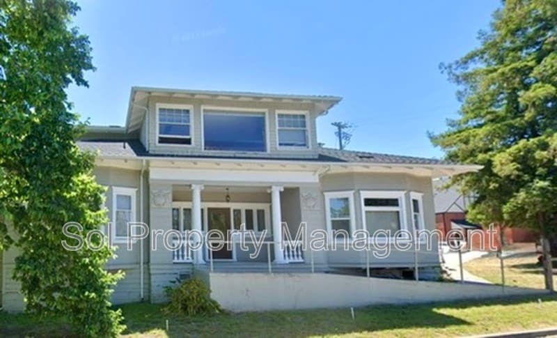 331 Mission St, ucsc, 331 Mission St, Santa Cruz, CA 95060