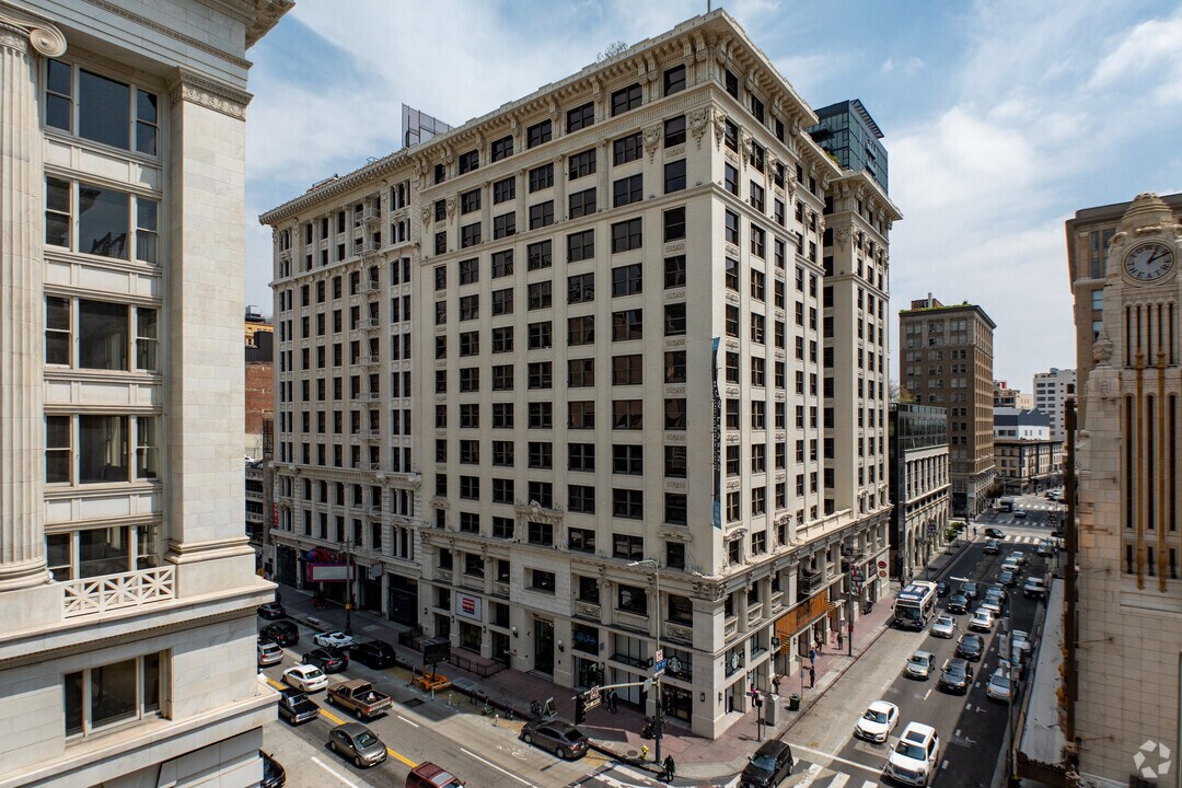 The Chapman Flats, usc, 756 S Broadway, Los Angeles, CA 90014, USA