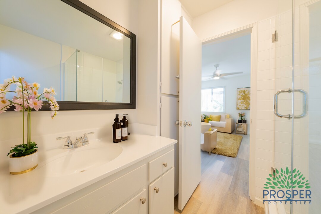 2620 11th St, smc, 2620 11th St, Santa Monica, CA 90405
