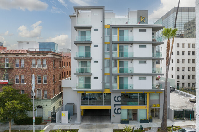616 Kenmore, usc, 616 S Kenmore Ave, Los Angeles, CA 90005, USA
