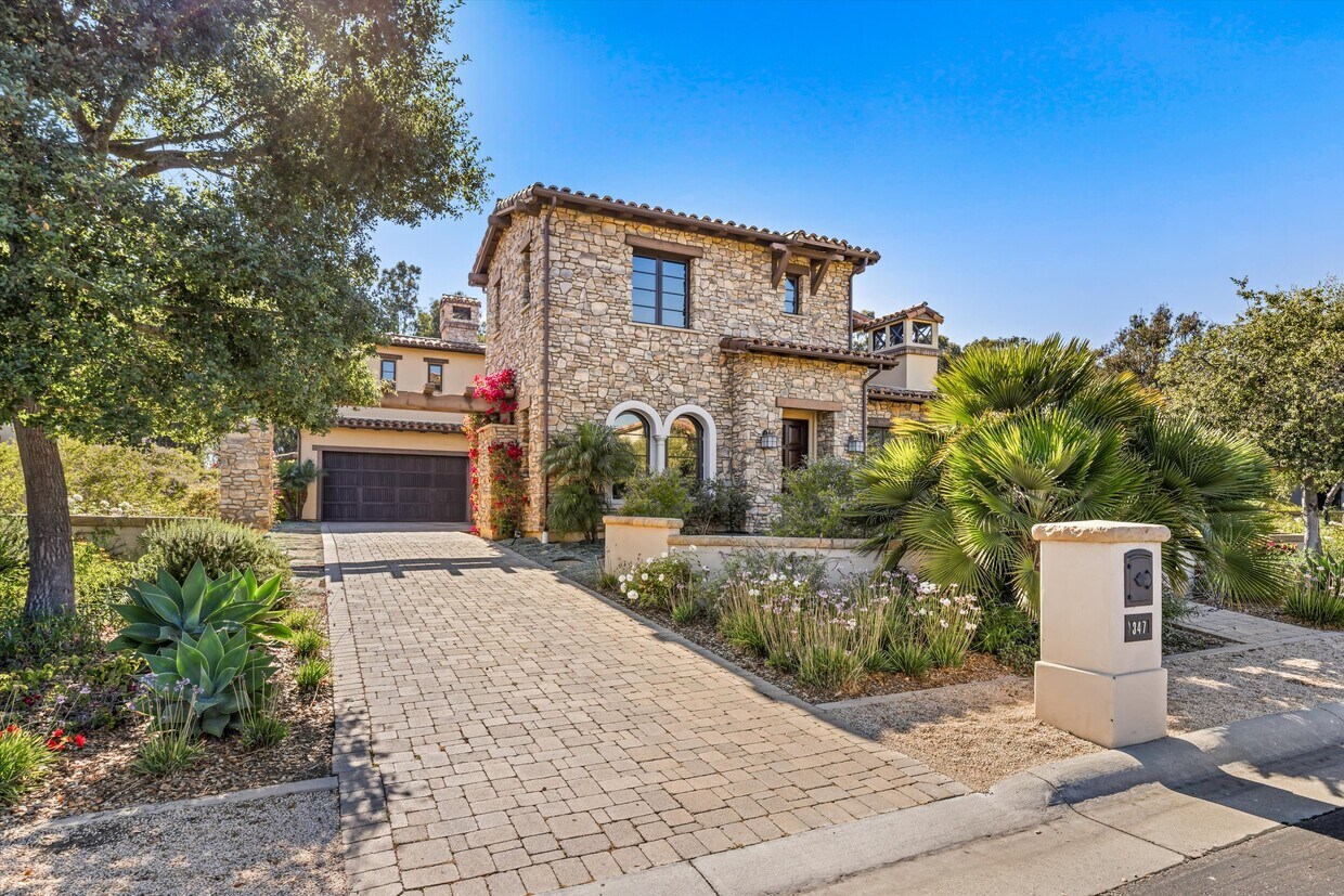 347 Island Oak Ln, ucsb, 347 Island Oak Ln, Goleta, CA 93117