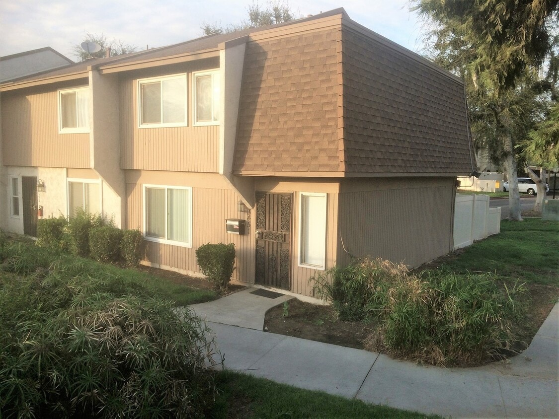 3451 Columbia Ave, ucr, 3451 Columbia Ave, Riverside, CA 92501