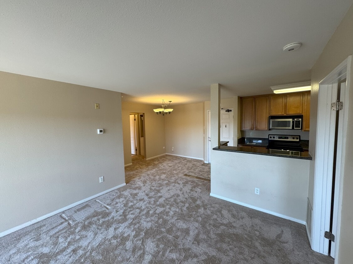 7130 Shoreline Dr, ucsd, 7130 Shoreline Dr, San Diego, CA 92122