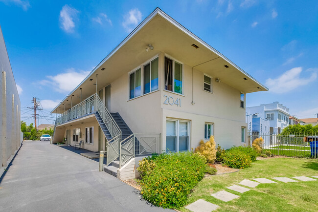 2041 W MLK Jr. Blvd, usc, 2041 W Martin Luther King Jr Blvd, Los Angeles, CA 90062, USA