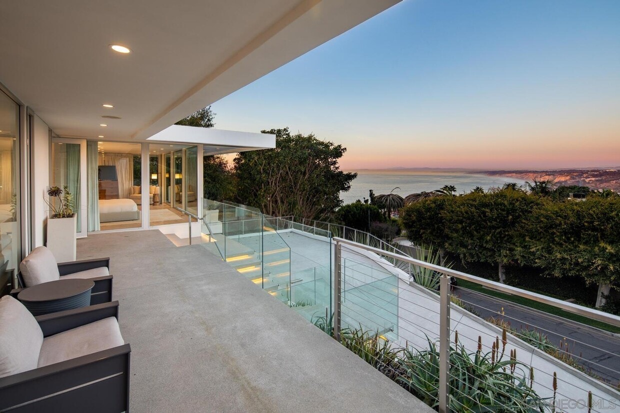 7502 Hillside Dr, ucsd, 7502 Hillside Dr, San Diego, CA 92037, USA