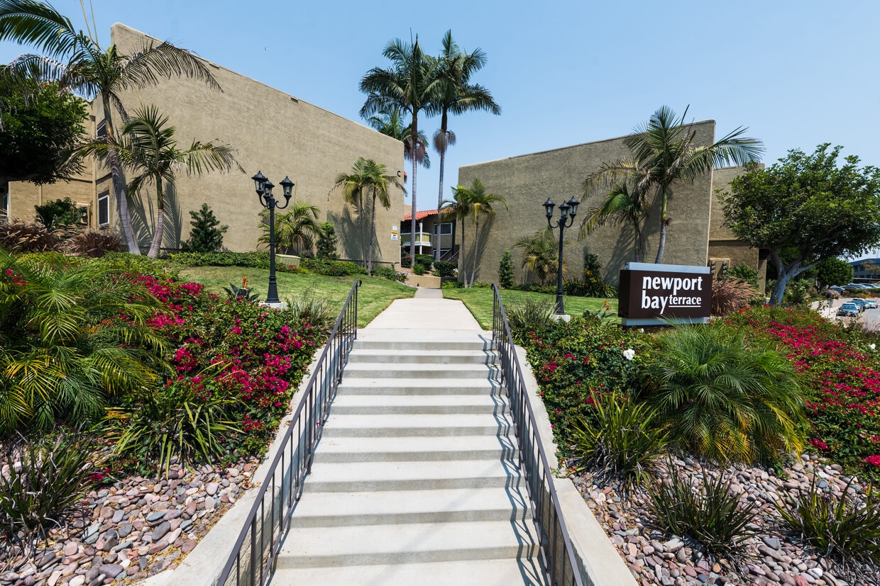 Newport Bay Terrace, uci, 1691 Mesa Dr, Newport Beach, CA 92660