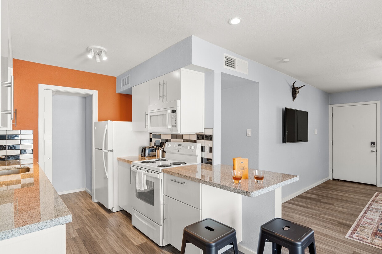 Villas on 4th, asu, 1218-1246 W 4th St, Tempe, AZ 85281