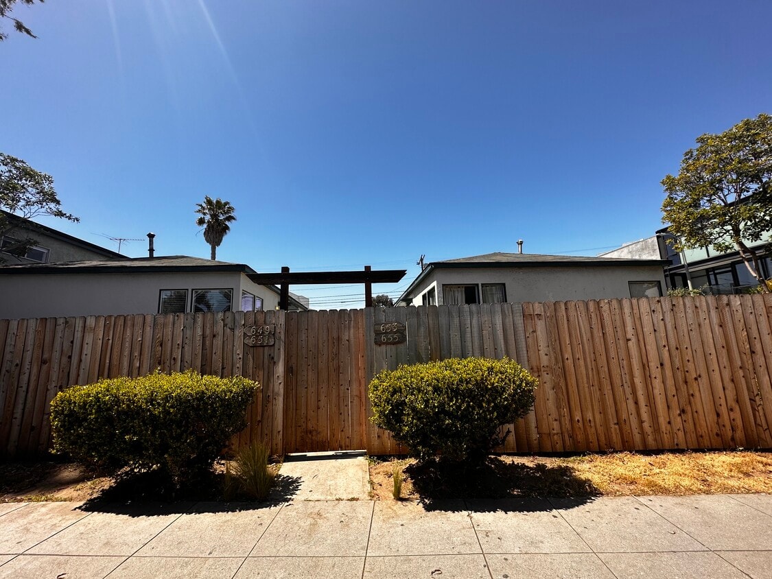 655 Rose Ave, smc, 655 Rose Ave, Venice, CA 90291