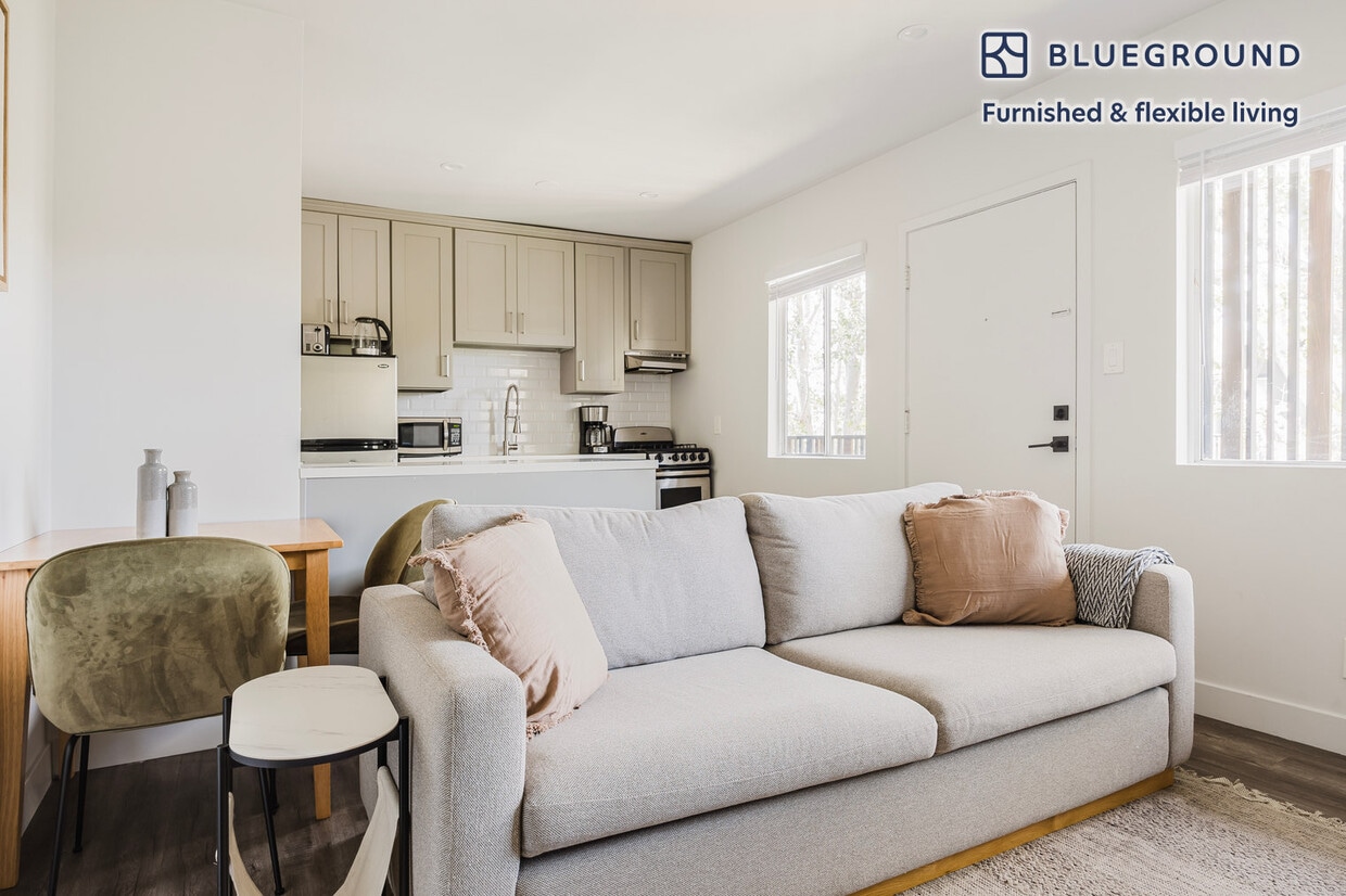 4140 Grand View Blvd, smc, 4140 Grand View Blvd, Los Angeles, CA 90066