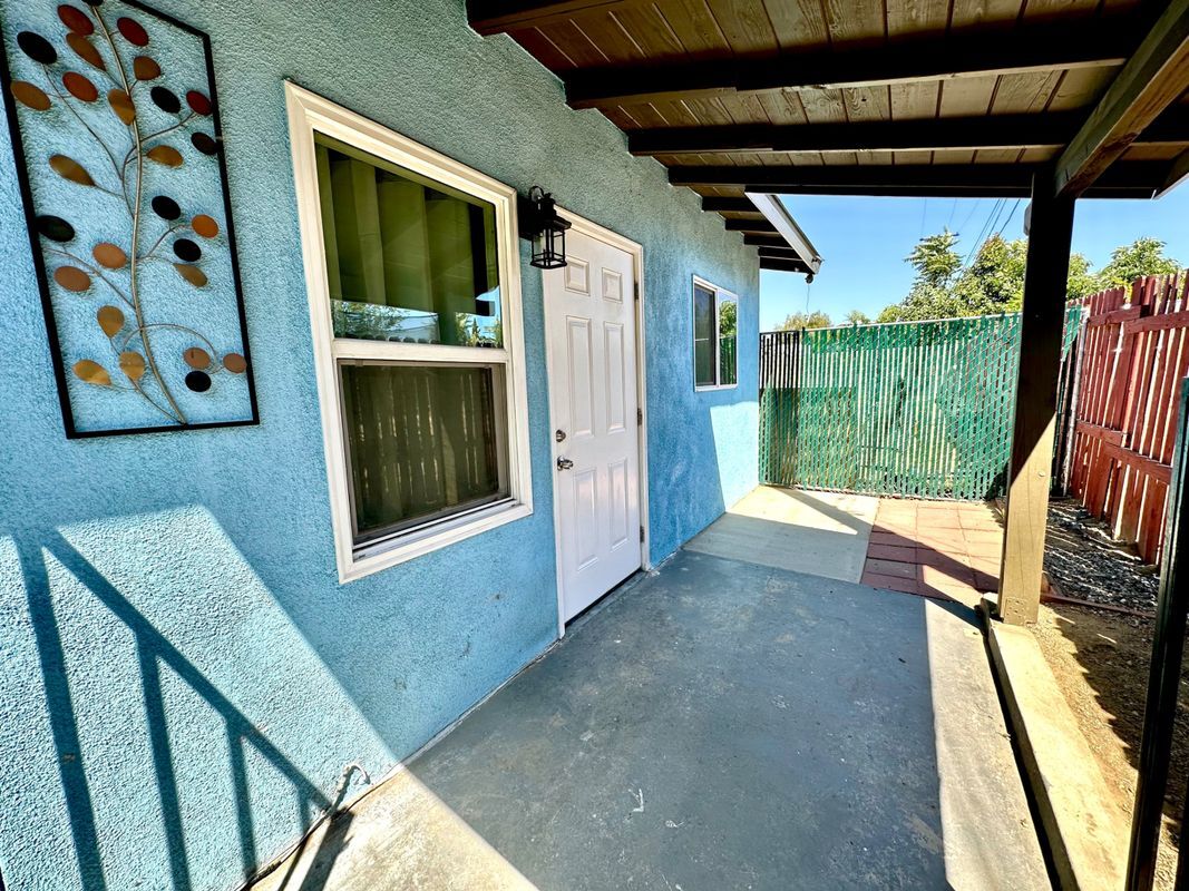908 Orange St, ucr, 908 Orange St, Riverside, CA 92501