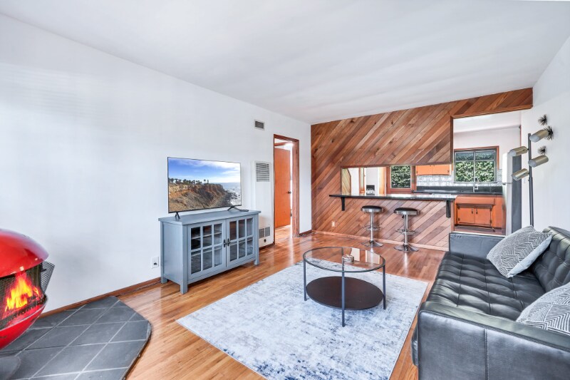 1129 Harrison Ave, smc, 1129 Harrison Ave, Los Angeles, CA 90291
