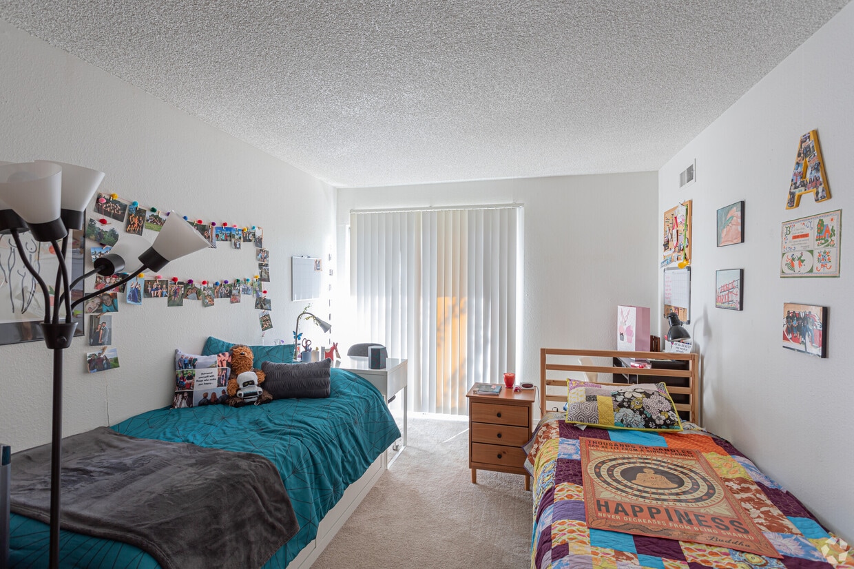Viking Apartments, ucd, 801 D St, Davis, CA 95616