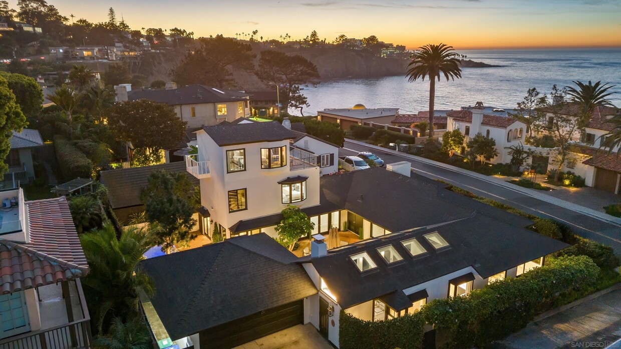 $30,000 / Month, ucsd, 1835 Spindrift Dr, San Diego, CA 92037