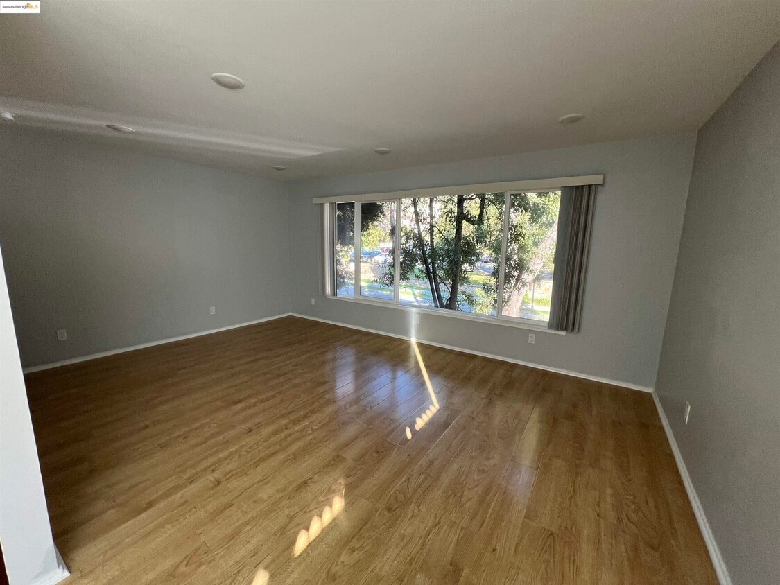 2636 Warring St Unit #204, berkeley, 2636 Warring St, Berkeley, CA 94704