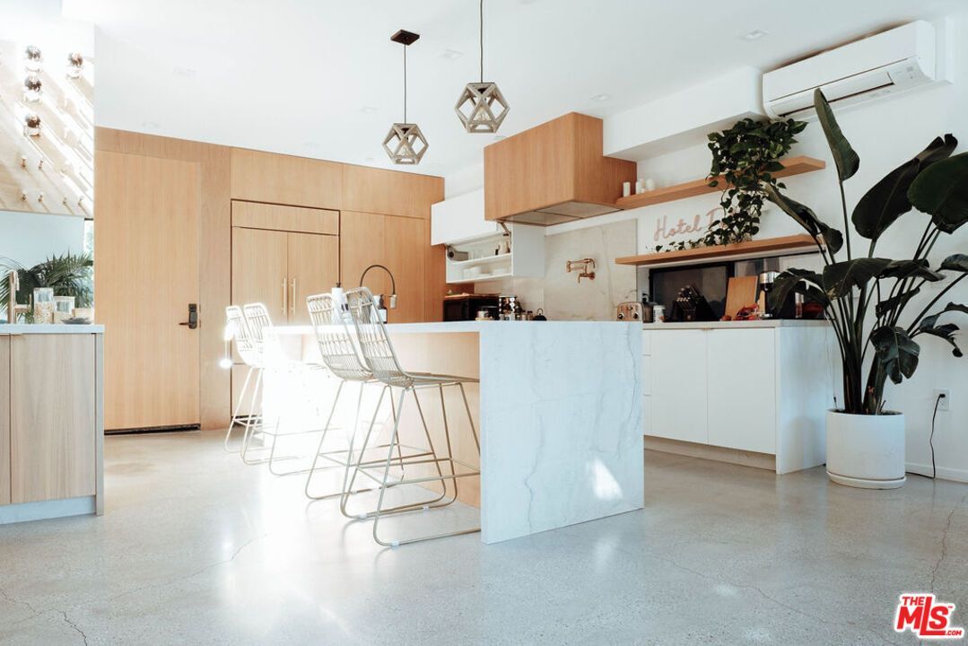 115 Park Pl, smc, 115 Park Pl, Los Angeles, CA 90291