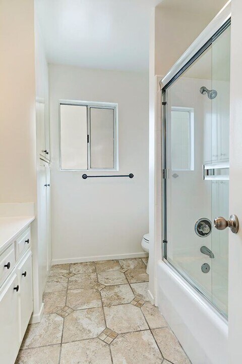 16th Street, smc, 843 16th St, Santa Monica, CA 90403
