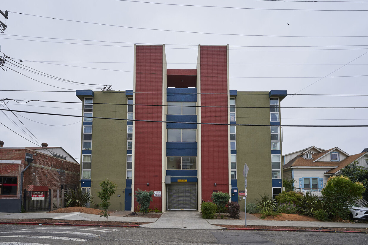 Channing Campus Apartments, ucsb, 2020 Channing Way, Berkeley, CA 94704