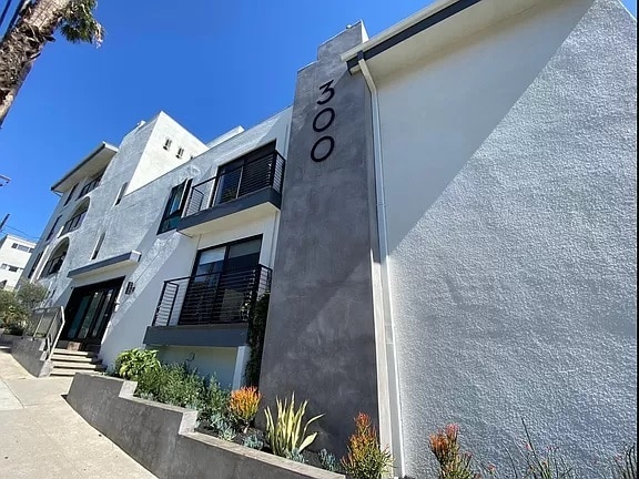 300 Bay Street, smc, 300 Bay Street, Santa Monica, CA 90405, United States