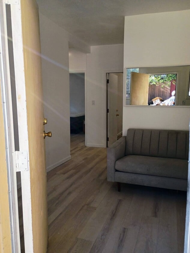 2112 Ashby Ave, ucsb, 2112 Ashby Ave, Berkeley, CA 94705