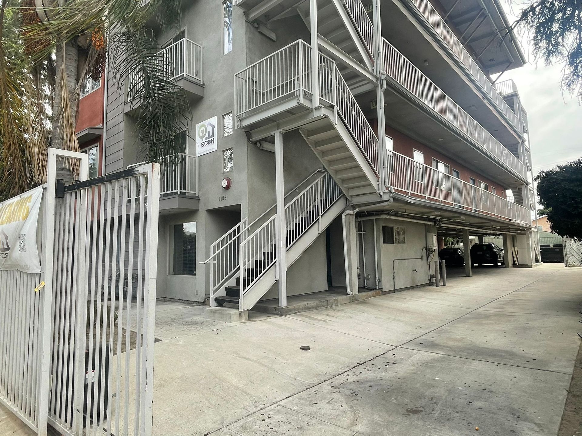 The Brim, usc, 1186 W 36th St, Los Angeles, CA 90007, USA