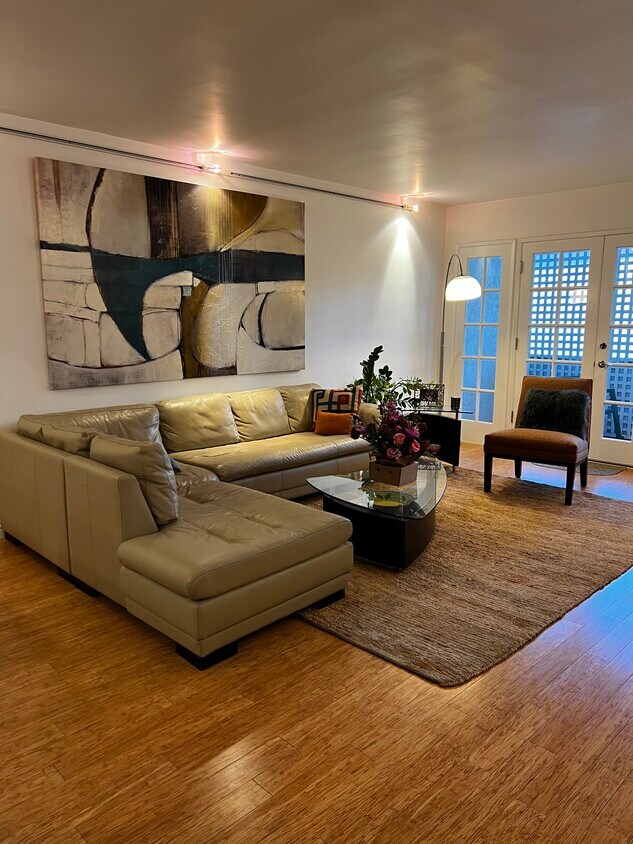 901 10th St, smc, Santa Monica, CA 90403