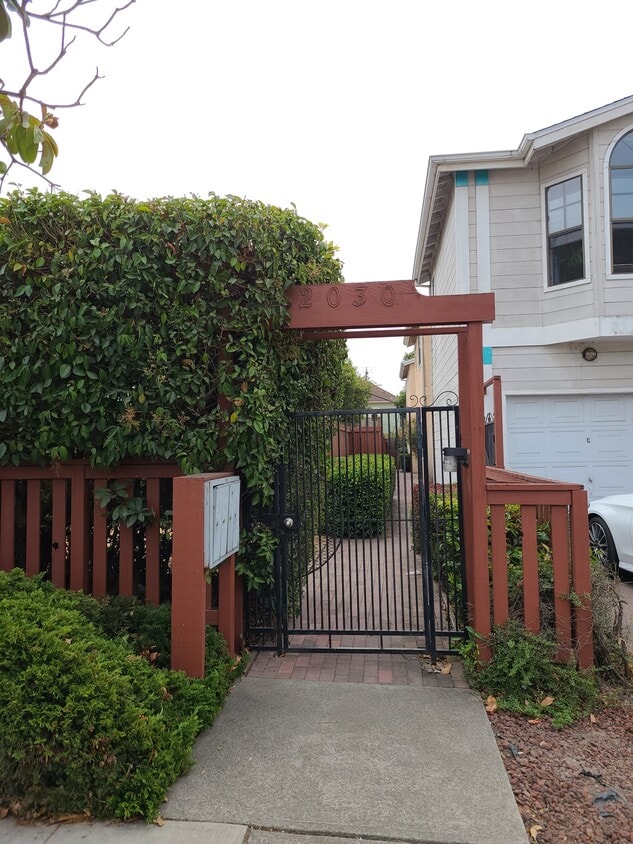 2030 Blake St, ucsb, 2030 Blake St, Berkeley, CA 94704