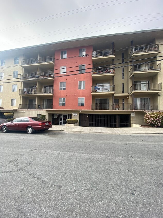 MB Apartments, ucsb, 1945 Berkeley Way, Berkeley, CA 94704