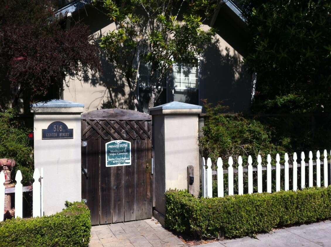 516 Center St, ucsc, 516 Center St, Santa Cruz, CA 95060