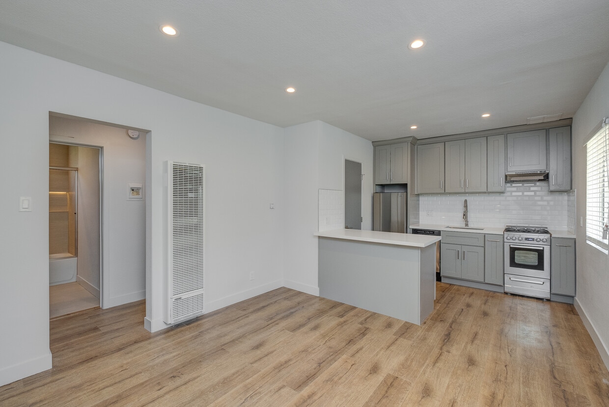 4136 Grandview, smc, 4136-4140 Grand View Blvd, Los Angeles, CA 90066