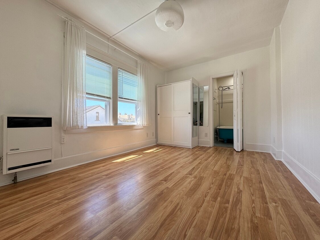 40 Brooks Ave, smc, 40 Brooks Ave, Venice, CA 90291