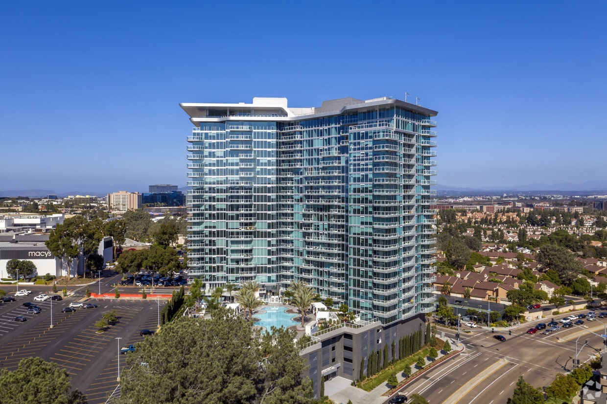 Palisade at Westfield UTC, ucsd, 8800 Lombard Pl, San Diego, CA 92122