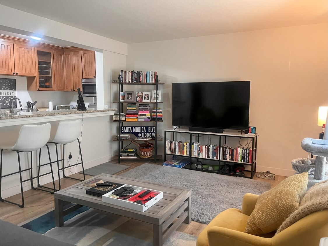 1319 11th St, smc, Santa Monica, CA 90401