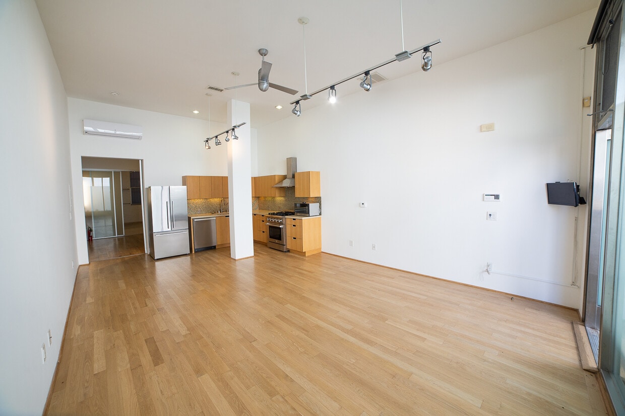 8 Brooks Ave, smc, 8 Brooks Ave, Venice, CA 90291