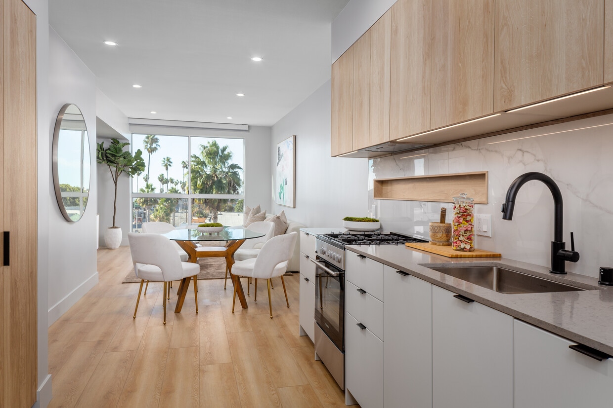 12431 Rochester Ave, smc, 12431 Rochester Ave, Los Angeles, CA 90025