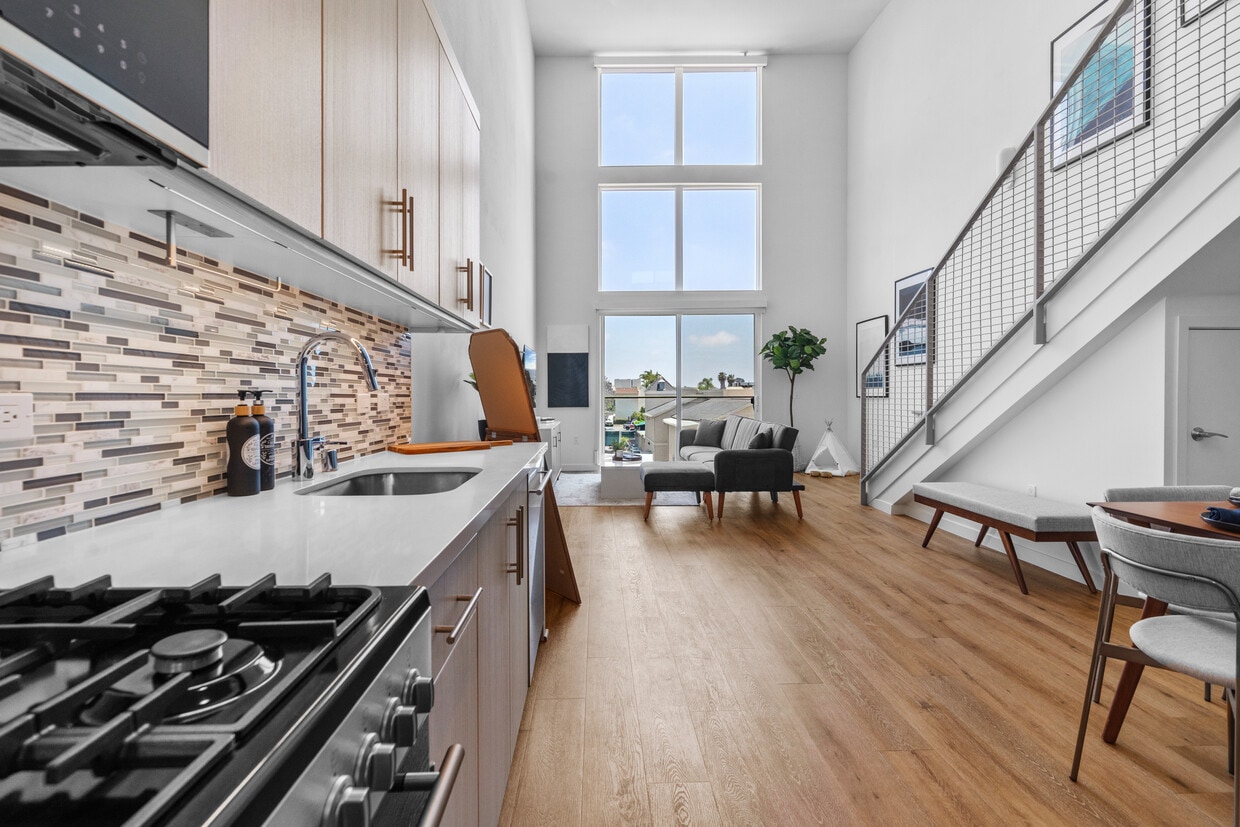 Vantage Mar Vista, smc, 11671-11677 W National Blvd, Los Angeles, CA 90064