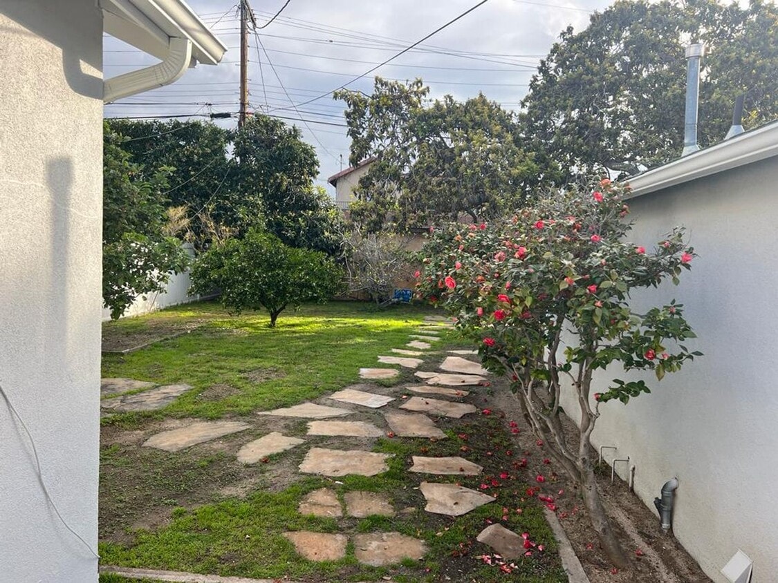 1722 Amherst Ave, smc, 1722 Amherst Ave, Los Angeles, CA 90025