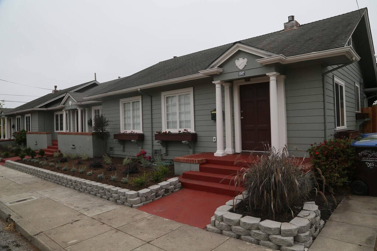 1303 Laurel Street, ucsc, 1303 Laurel St Unit 1307 Laurel St, Santa Cruz, CA 95060
