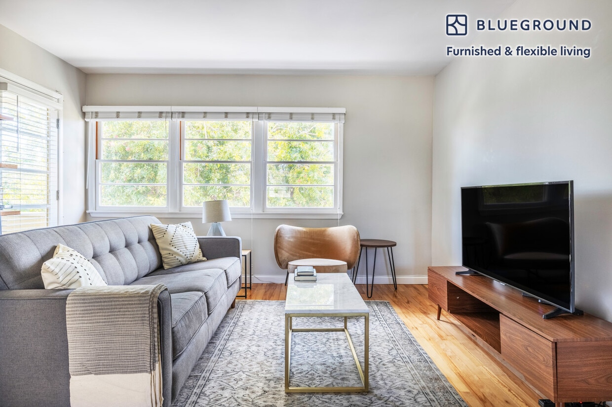1406 Elkgrove Cir, smc, 1406 Elkgrove Cir, Los Angeles, CA 90291