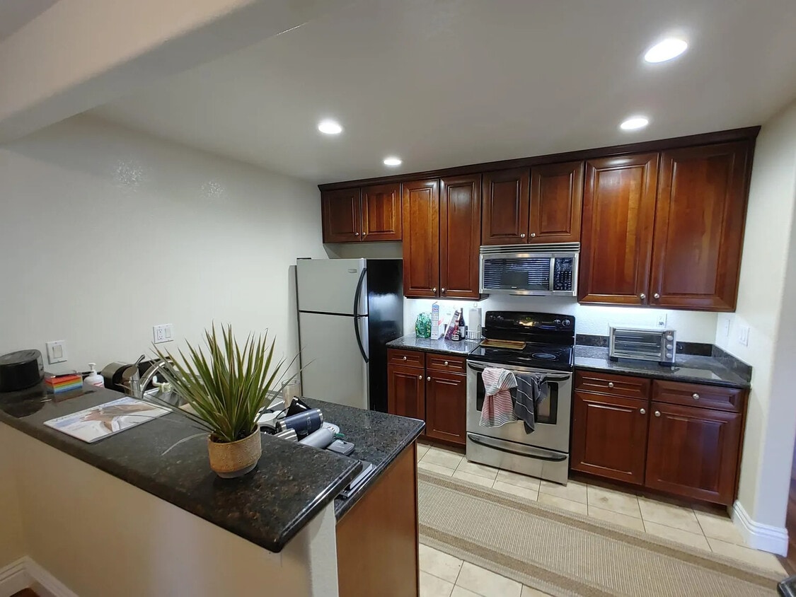 3131 Via Alicante, ucsd, 3131 Via Alicante, San Diego, CA 92037