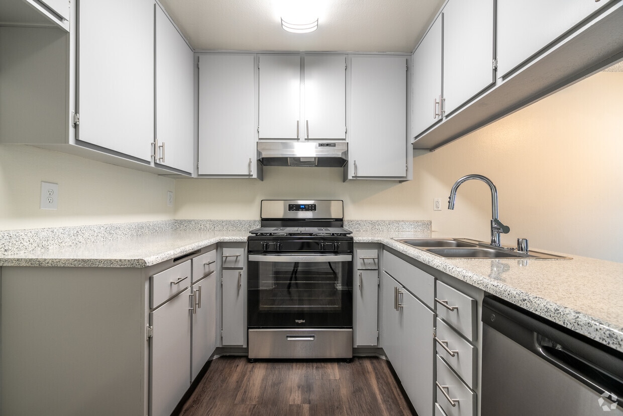 Concord Village, ucr, 1251 Massachusetts Ave, Riverside, CA 92507