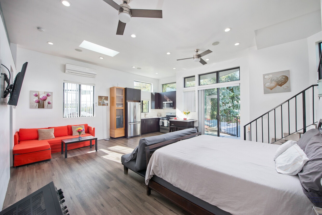 809 Warren Ave, smc, 809 Warren Ave, Los Angeles, CA 90291